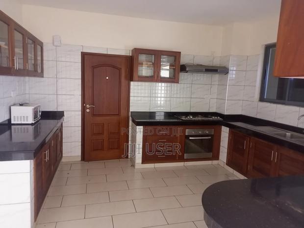 4bdrm Apartment in Kizingo for rent - thumbnail 9