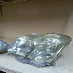 Premio 265 Zenon Headlights Greenish
