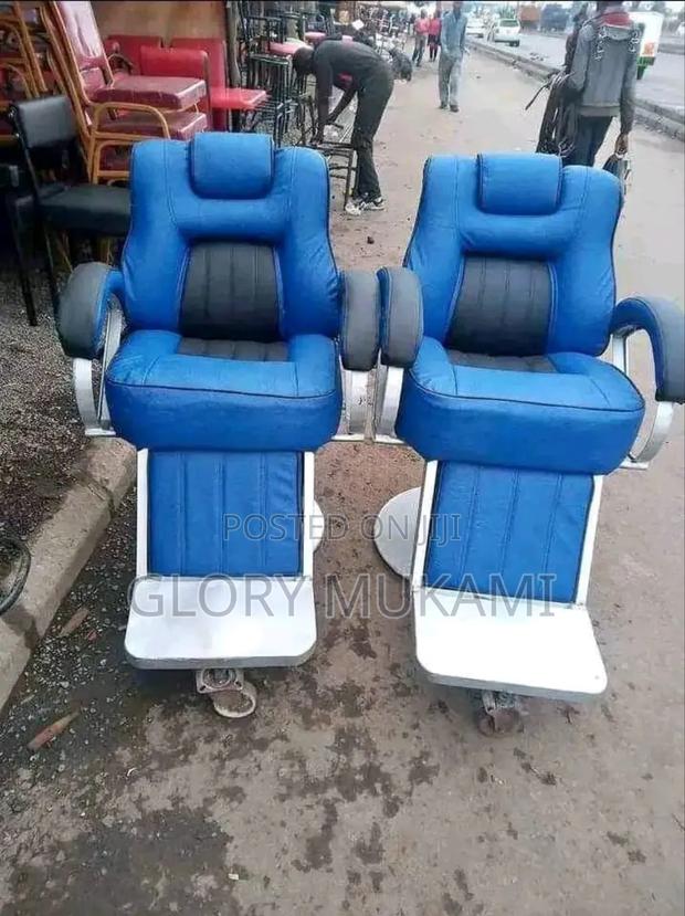 Quality Brand New Barber Chair - main view