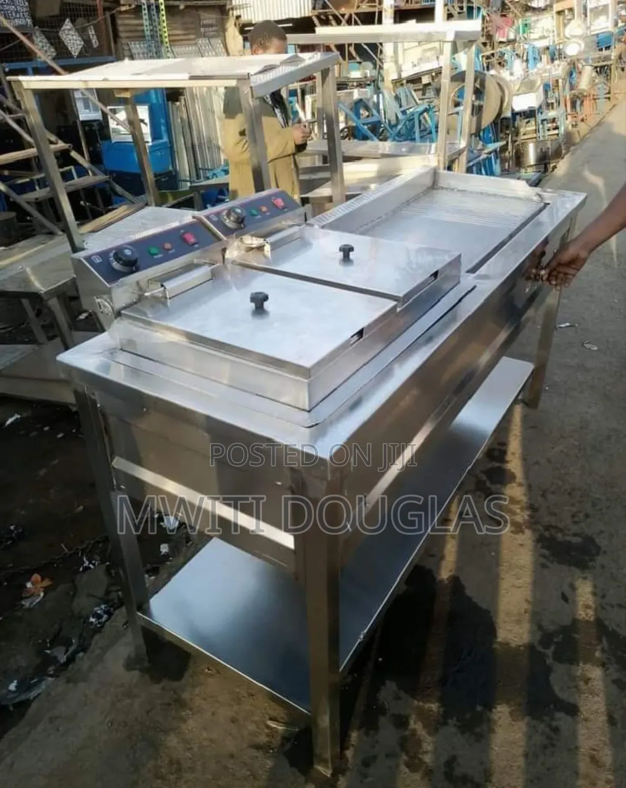 Two Electric Friyer+ a Griddle