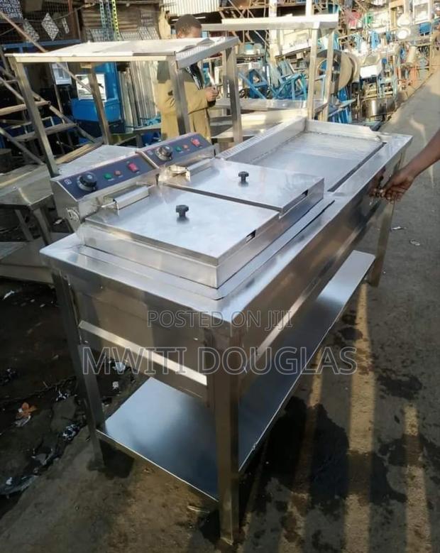 Two Electric Friyer+ a Griddle - main view