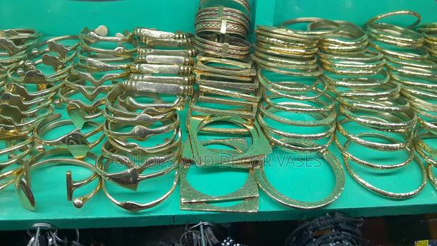 Bangles Beauty Men and Women - main view