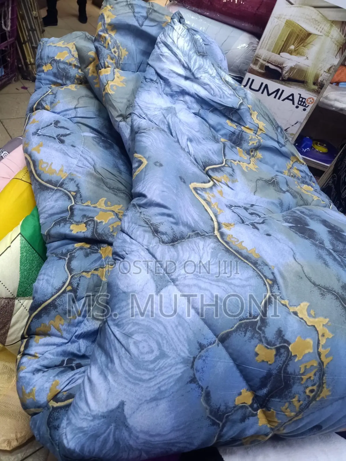 6*6 Unbinded Duvet Set Available