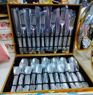  *24pcs Briefcase Cutlery Set ,With a Gold Design