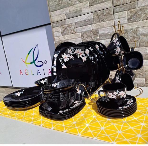 38pcs Black Flowered Dinner Set* - thumbnail 2