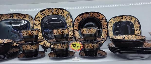38pcs Black Flowered Dinner Set* - main view