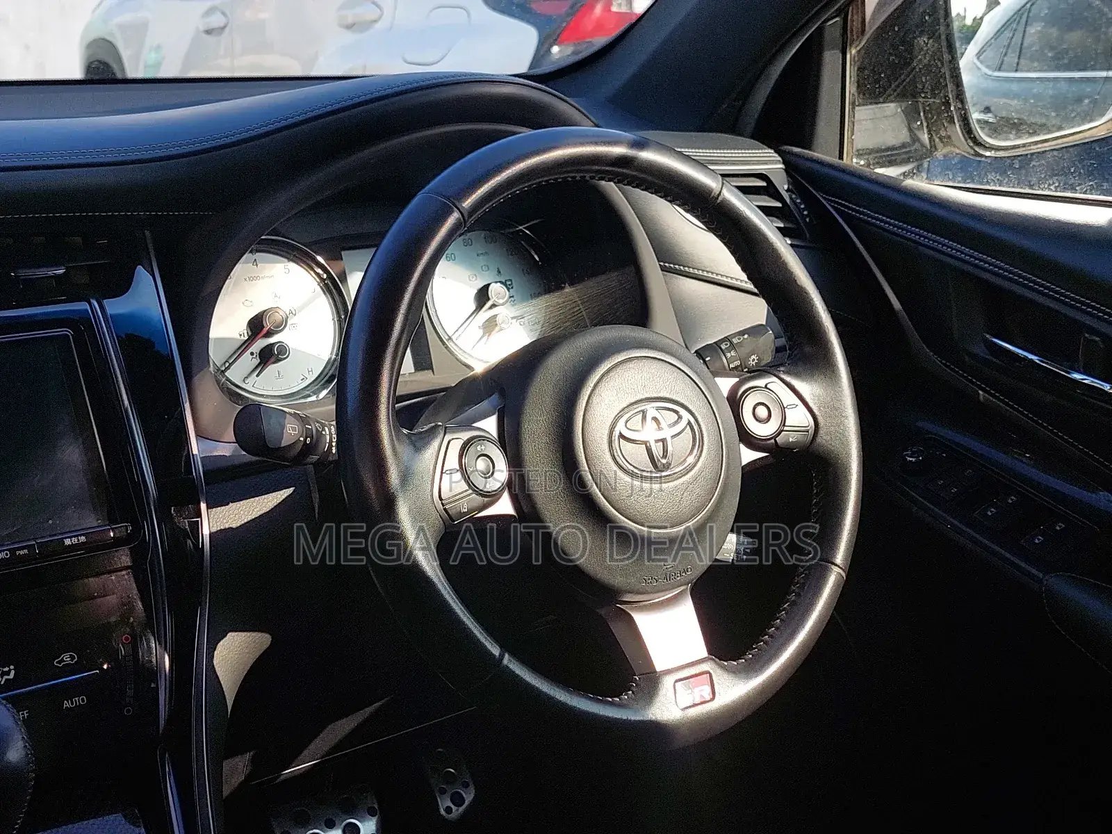 Toyota Harrier 2018 White