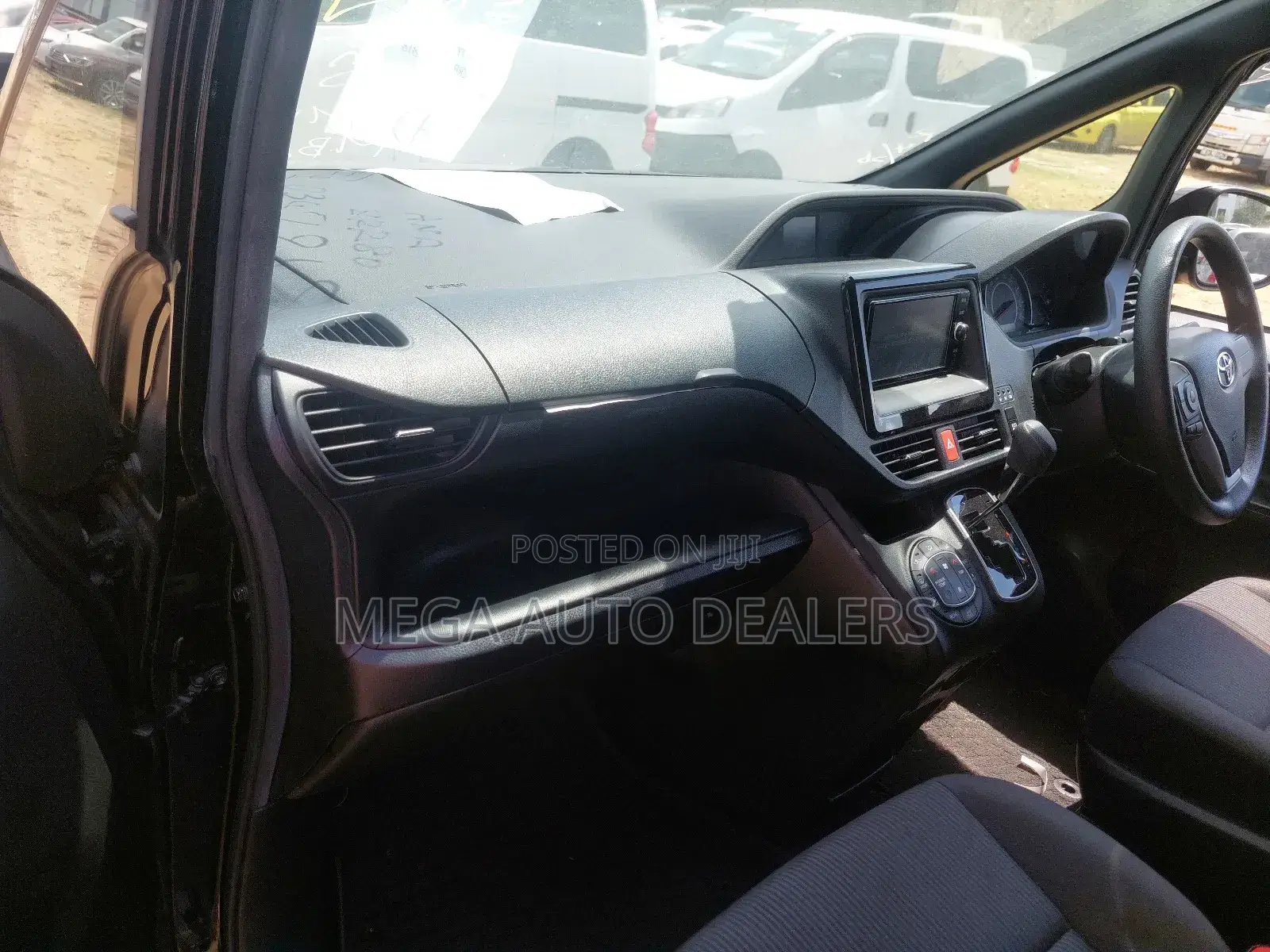 Toyota Noah 2018 Black