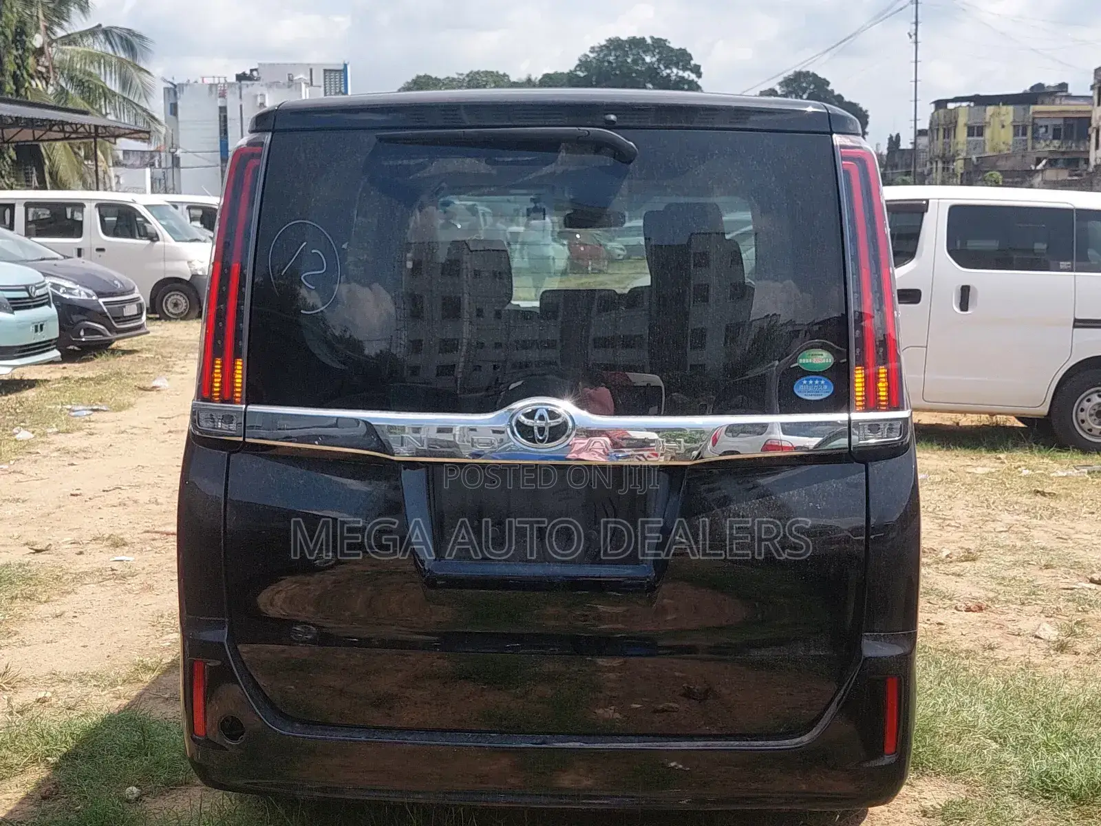 Toyota Noah 2018 Black