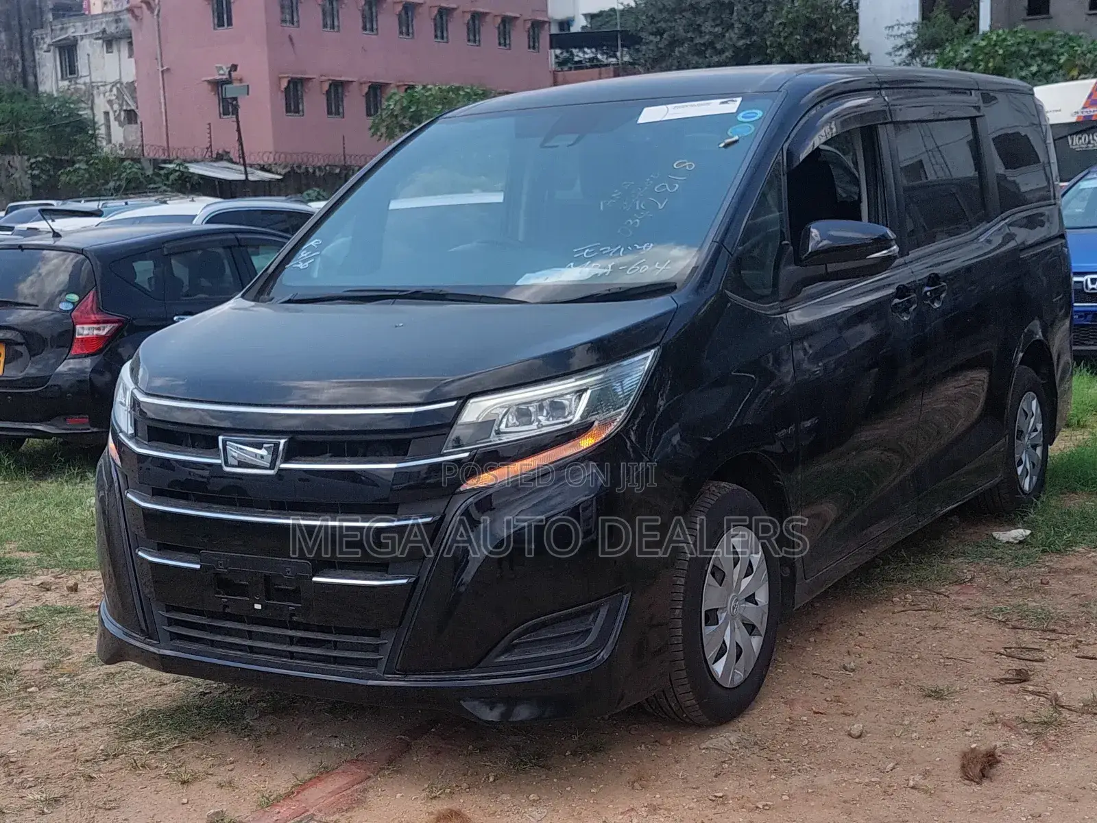 Toyota Noah 2018 Black