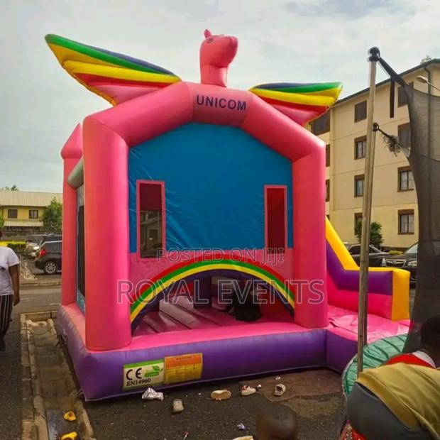 Bouncing Houses - main view