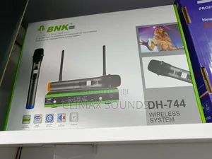 BNK Wireless Microphone Dh 744,S
