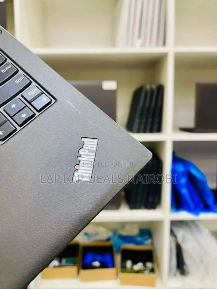Laptop Lenovo ThinkPad X260 8GB Intel Core I5 HDD 500GB