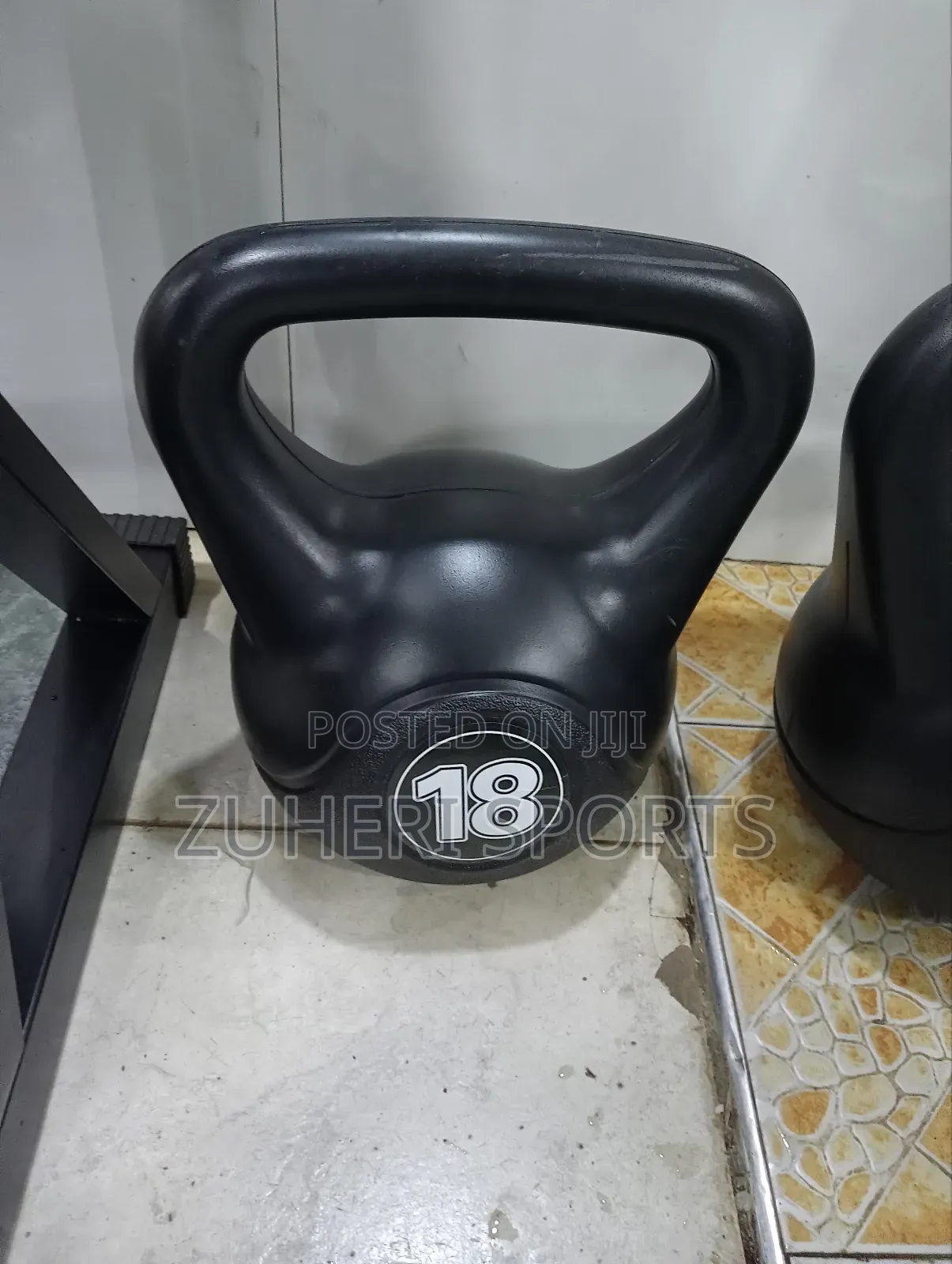 18kg Kettlebell Ergonomic Handle Design Bold Calibration