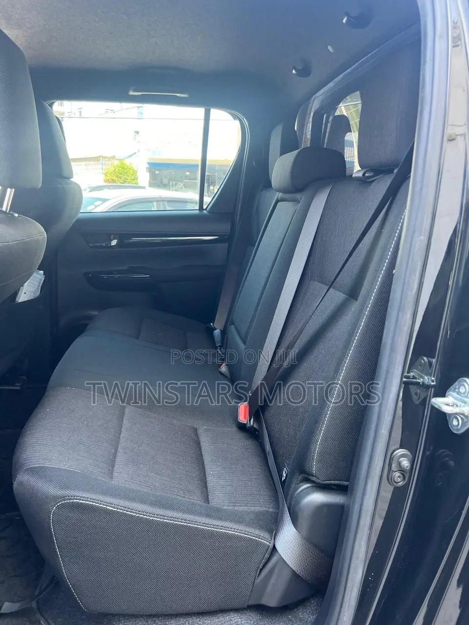 Toyota Hilux 2018 Matt Black