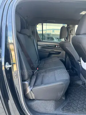 Toyota Hilux 2018 Matt Black