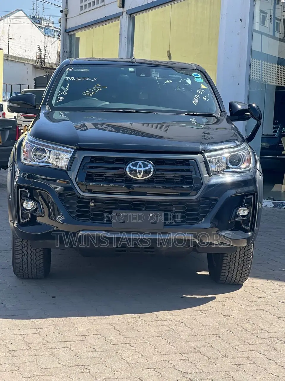 Toyota Hilux 2018 Matt Black