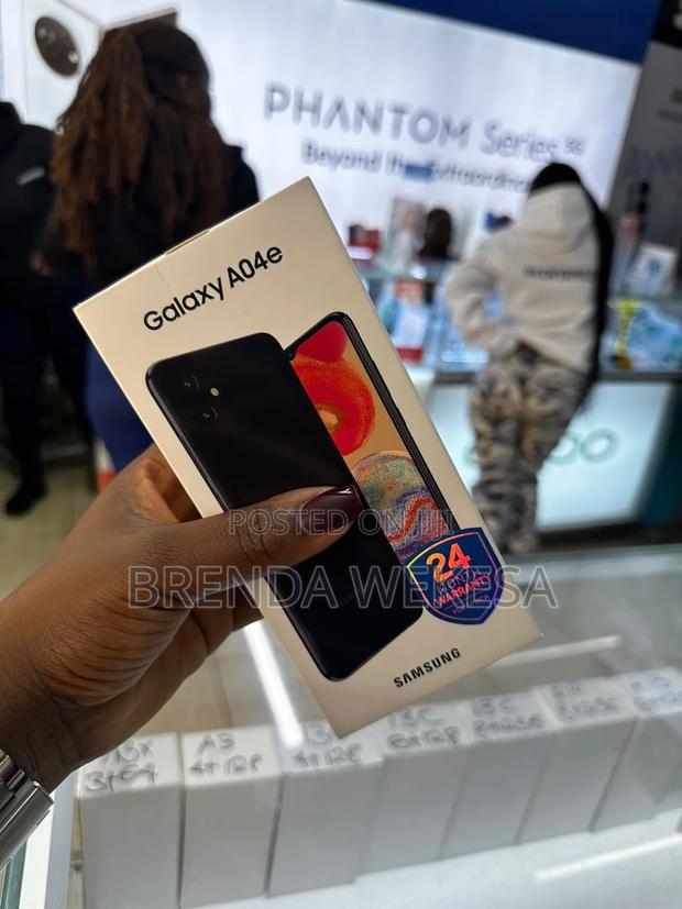 New Samsung Galaxy A04e 128 GB Black - thumbnail 3