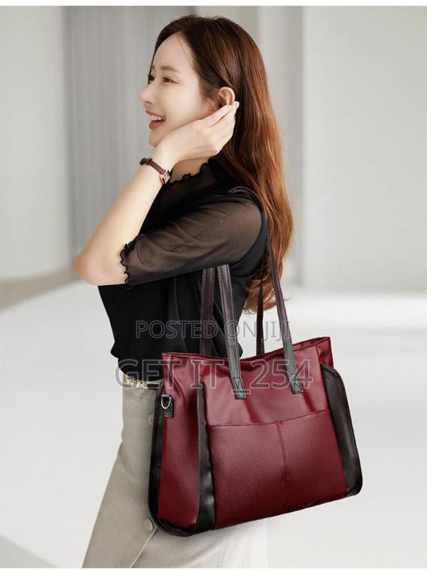 . Women Hand Bag Fully
Material Soft Leather
Size 35*30 Cm - thumbnail 3