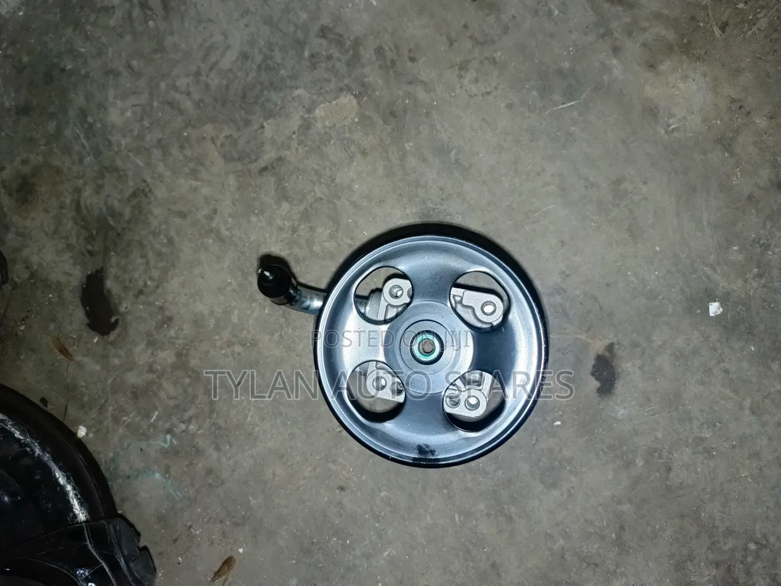Power Steering Pump Suzuki J24b