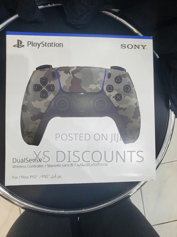 Playstation Dualsense Pad - main view