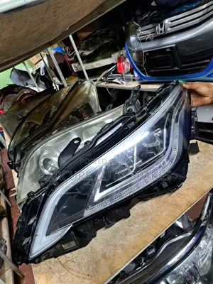 Crown 2018-2022 Headlight
