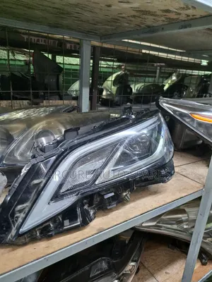 Crown 2018-2022 Headlight