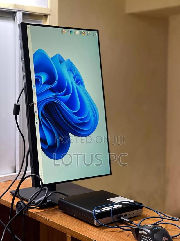 Desktop Computer HP ProDesk 400 G4 8GB Intel Core I5 SSD 256GB - thumbnail 3