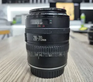 Canon Ef 28-70mm F/3.5-4.5 Ii