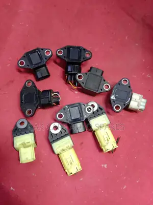 Yaw Rate Sensor for Suzuki /Toyota