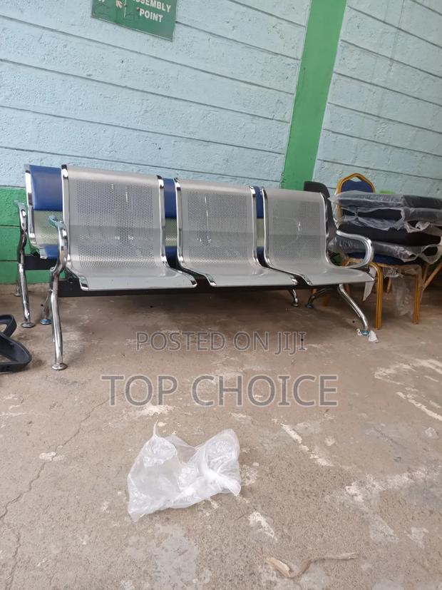 3 Link Visitors Chairs - main view