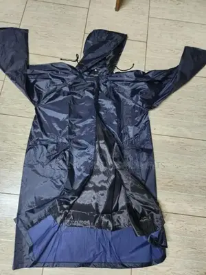 Zipped Design Rain Coat