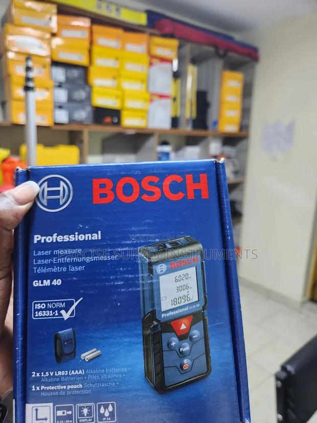 Professional Bosch Laser Meter (Glm 40) on Offer! - main view