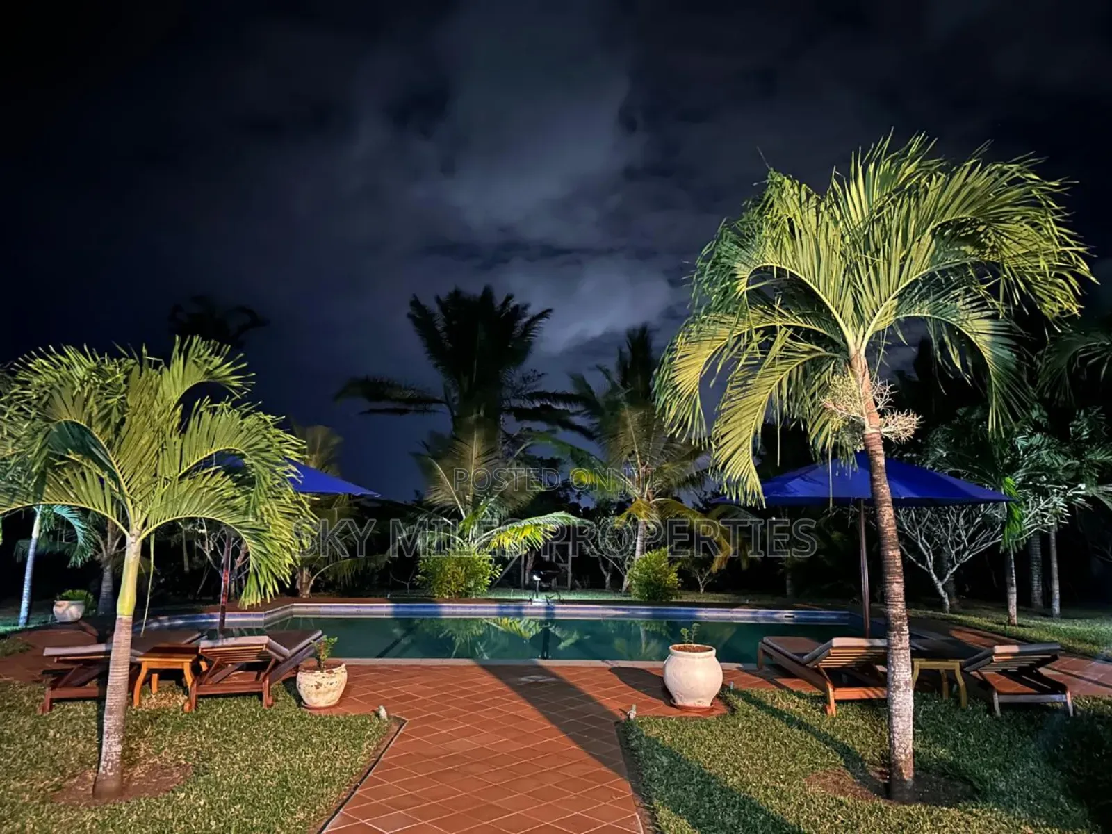 Mtwapa,Luxury Creek Beach Villa Available for Holidays