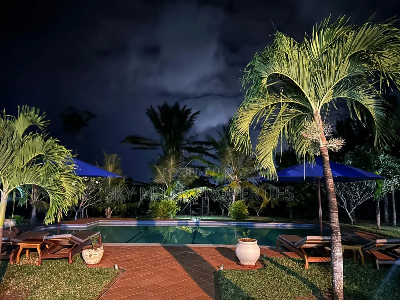 Mtwapa,Luxury Creek Beach Villa Available for Holidays