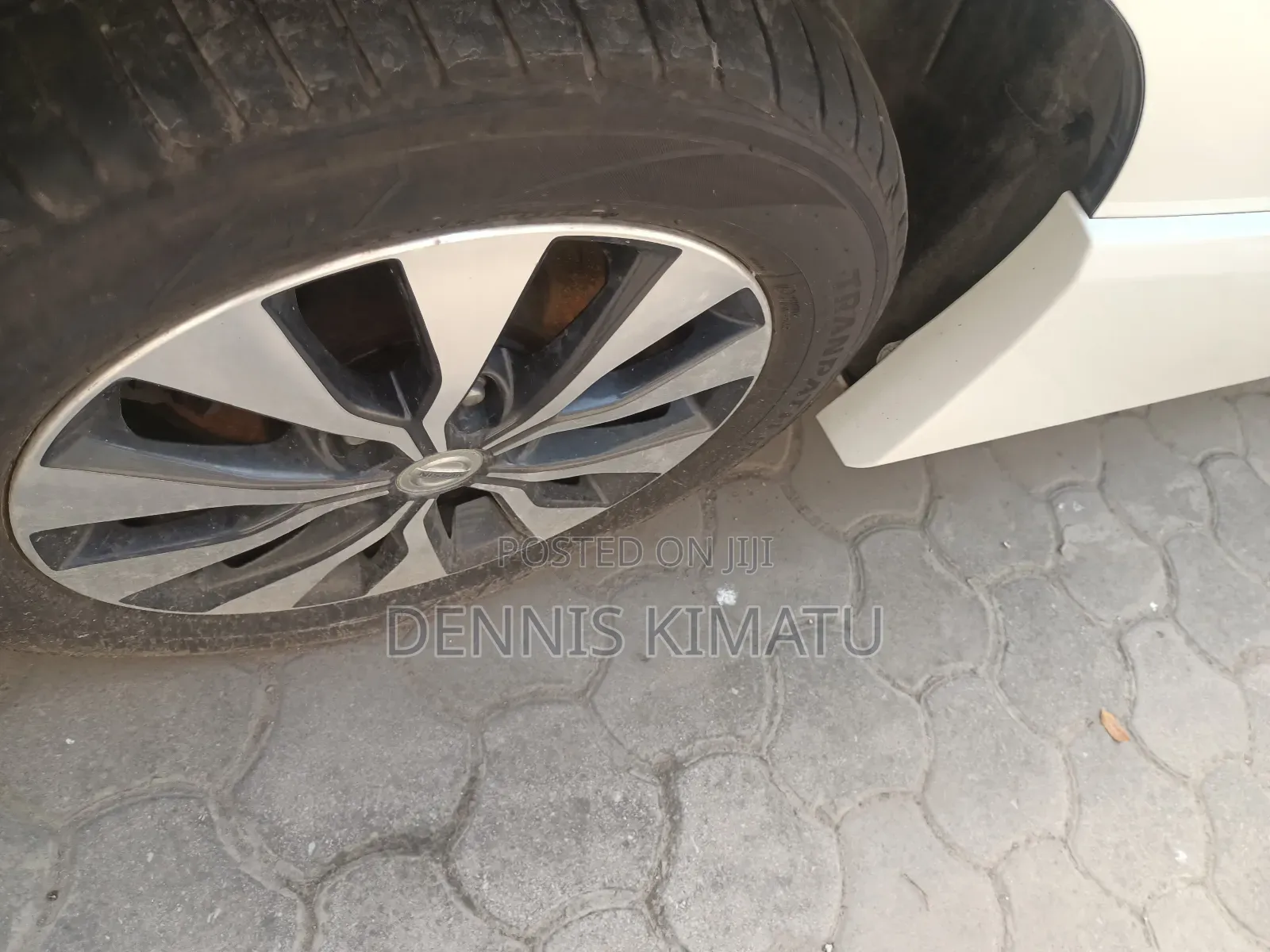 Nissan Serena 2017 White