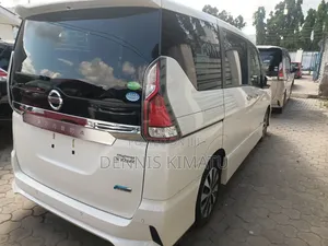 Nissan Serena 2017 White