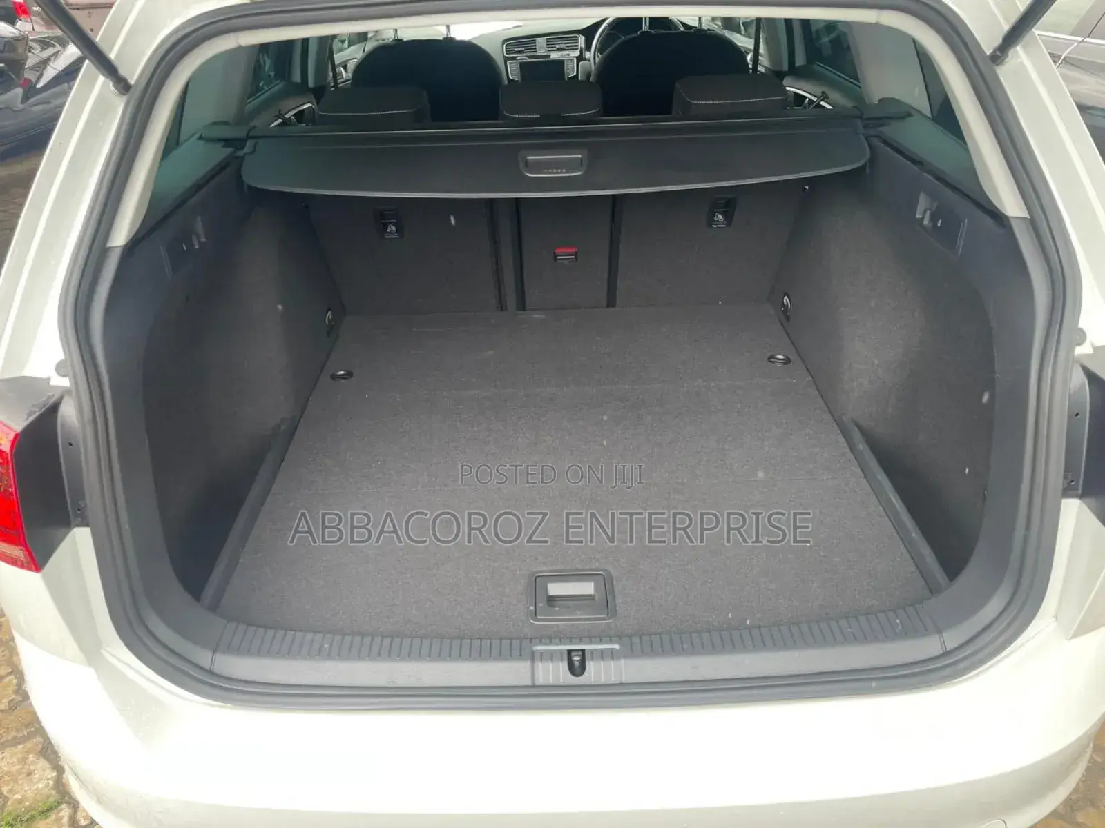 Volkswagen Golf TSI SE 4-Door FWD 2017 White