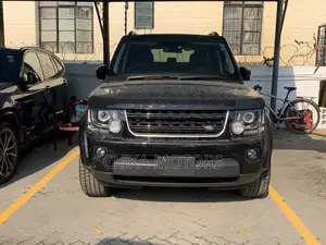 Land Rover Discovery HSE 4x4 2018 Black