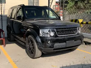 Land Rover Discovery HSE 4x4 2018 Black