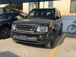 Land Rover Discovery HSE 4x4 2018 Black