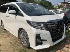 Toyota Alphard 2017 Pearl
