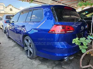 Volkswagen Golf R 4-Door 2016 Blue