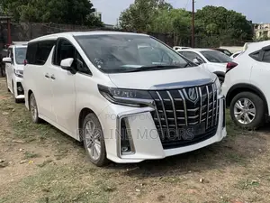 Toyota Alphard 2018 White