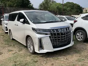 Toyota Alphard 2018 White