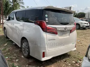 Toyota Alphard 2018 White
