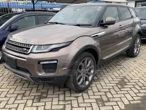 Land Rover Range Rover Evoque HSE 4x4 5-Door 2017 Gold