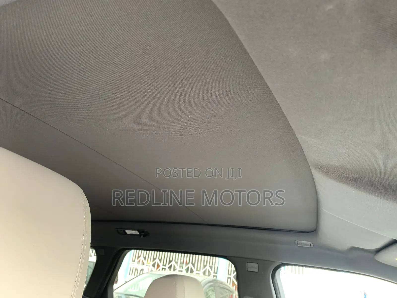 Land Rover Range Rover Evoque HSE 4x4 5-Door 2017 Gold