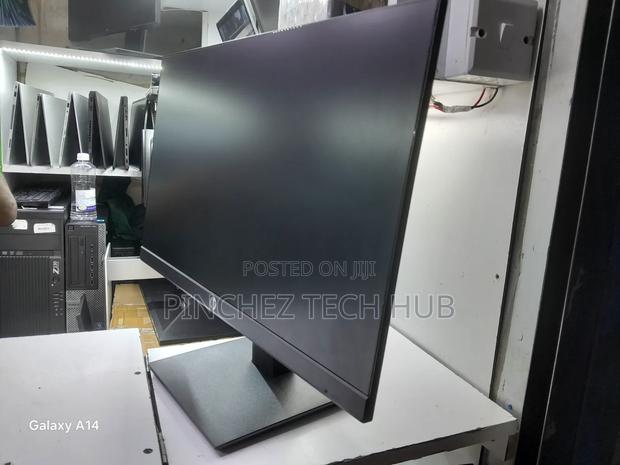 Hp Edge to Edge Monitor - thumbnail 2