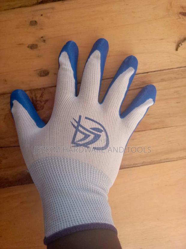 Cut Resistant Gloves - main view